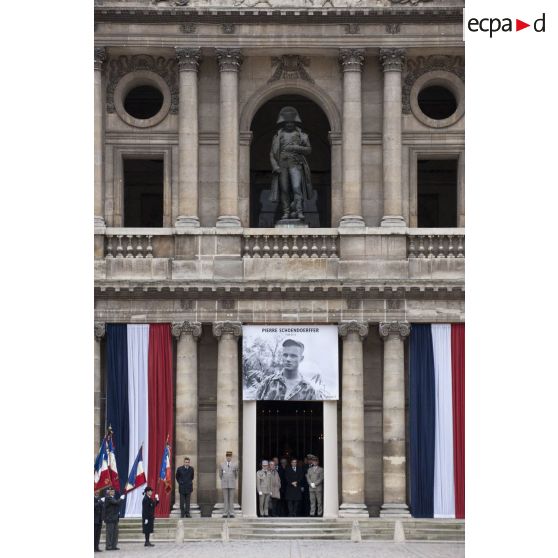 Cérémonie d'obsèques de Pierre Schoendoerffer dans la cour d'honneur de l'Hôtel national des Invalides.