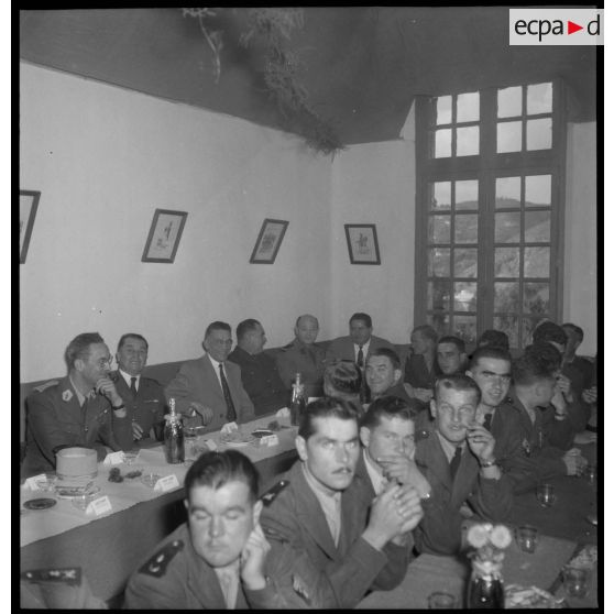 Banquet de la Musique de la garnison d'Alger lors des célébrations de la Sainte-Cécile, patronne des musiciens.