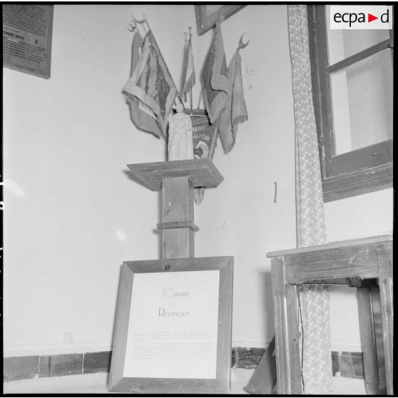 Statuette du 9e RZ (9e régiment de zouaves) aux Issers lors de la cérémonie de départ des libérables.