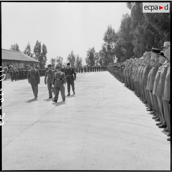 Adieux du général Roy directeur du Matériel de la 10e RM (région militaire).