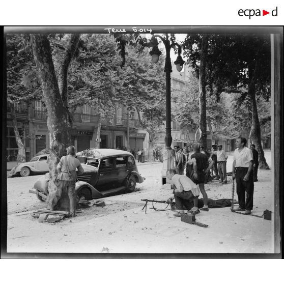 Combats de rue à Marseille.