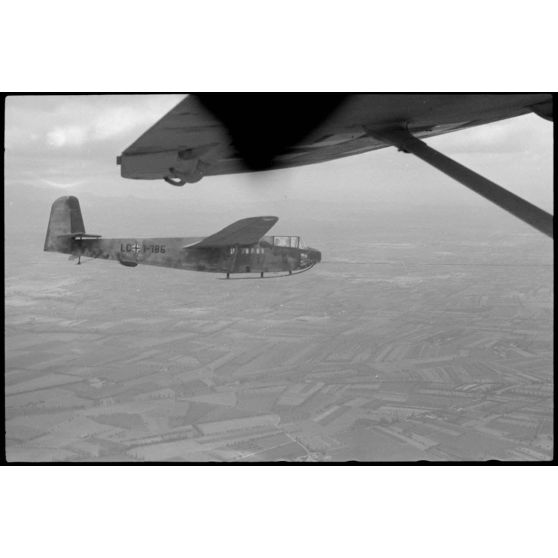 Durant un exercice du IIIe groupe du Luftlandegeschwader 1 (III./LLG 1) dans le secteur de Valence.