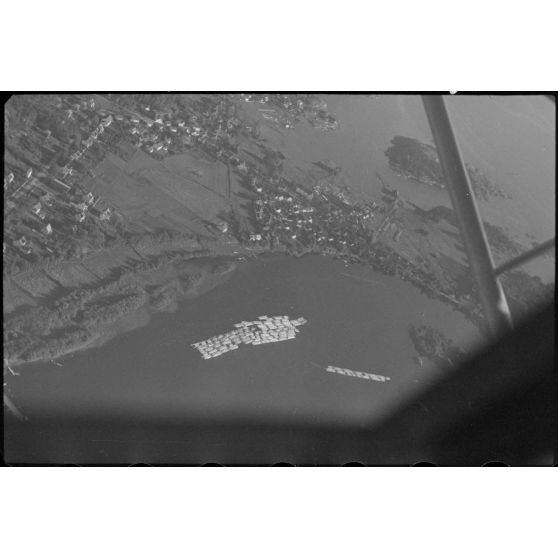 En Norvège, lors de manoeuvres du 8./Luftlandegeschwader 1, des fjords dans le secteur de Banak.