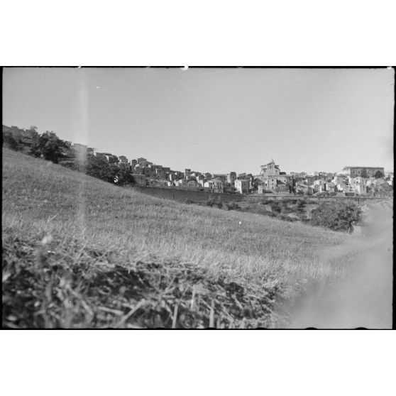 Destructions de routes dans la ville de Montefalcone Nel Sannio, dans la province de Campobasso.
