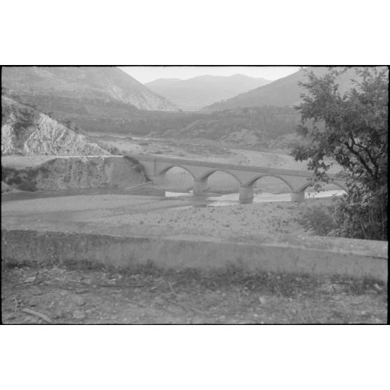 Destructions de routes dans la ville de Montefalcone Nel Sannio, dans la province de Campobasso.