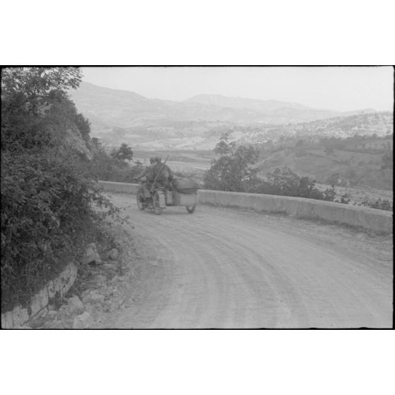 Destructions de routes dans la ville de Montefalcone Nel Sannio, dans la province de Campobasso.