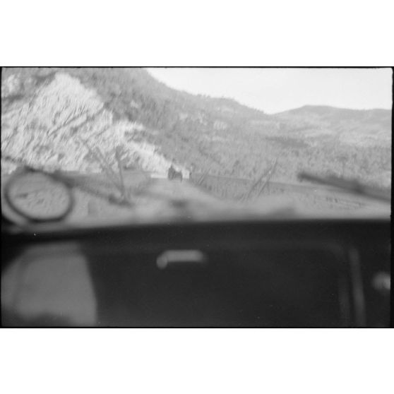 Destructions de routes dans la ville de Montefalcone Nel Sannio, dans la province de Campobasso.