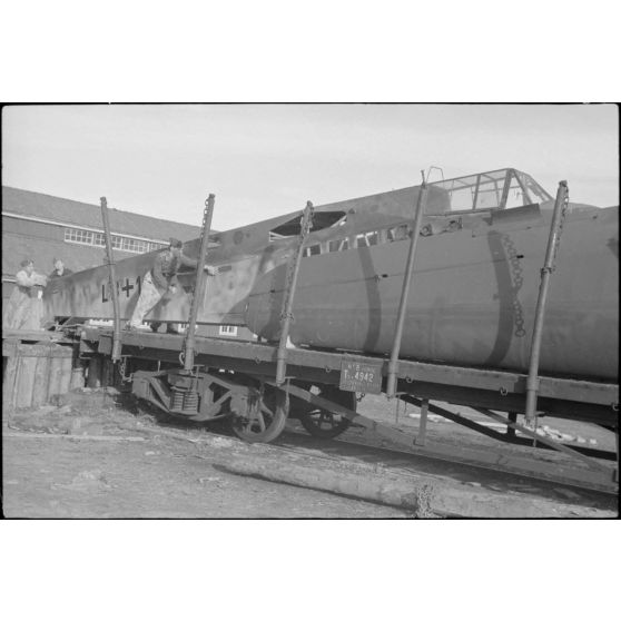 Transport de planeurs DFS-230 du 8./Luftlandegeschwader 1 (8./LLG1) en Norvège.