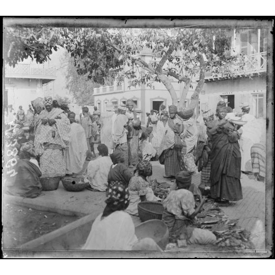 Dakar. Le marché. [légende d'origine]