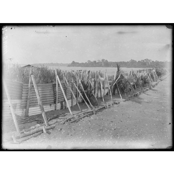 Campo. Gabionnade parallèle au Campo, face à l'est. [légende d'origine]
