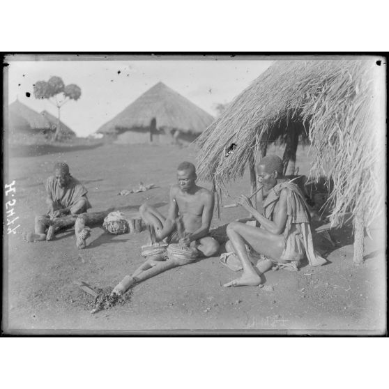 Yoko. Forgeron haoussa. [légende d'origine]