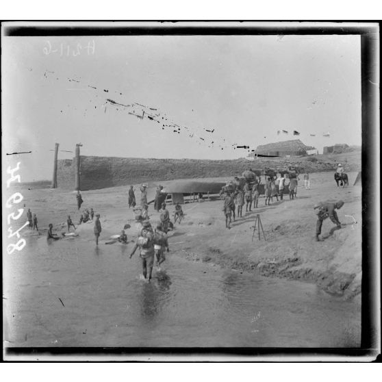 Garoua. Passage de la Bénoué. [légende d'origine]