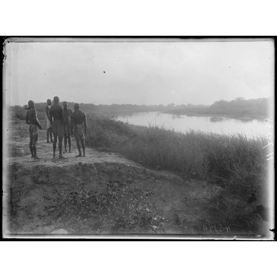 Le Chari. La rivière de Djimtillo. [légende d'origine]
