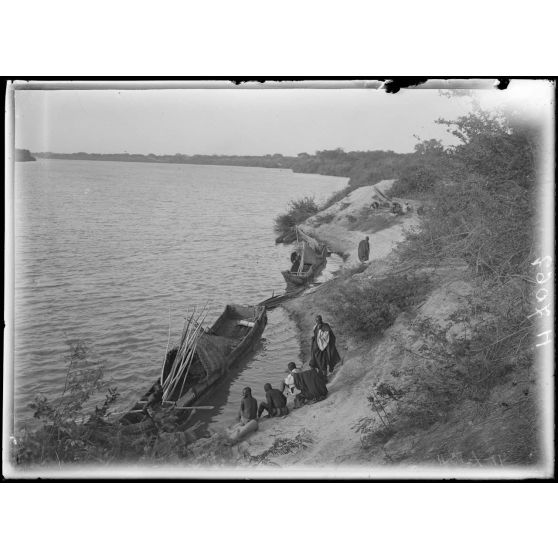 Rives du Chari. Mouloua. Berges du Chari. [légende d'origine]