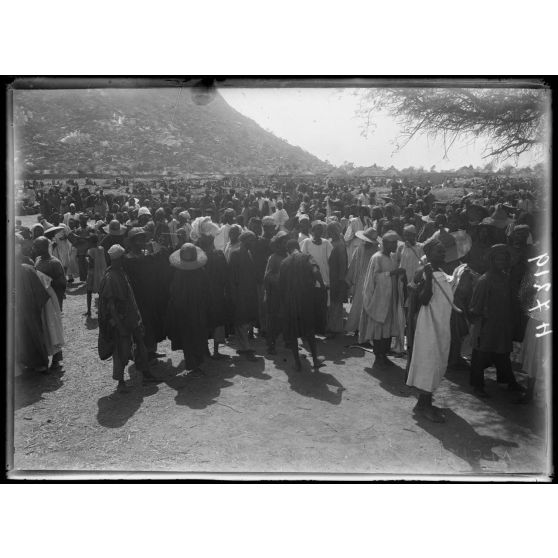 Mendif. Le marché. [légende d'origine]