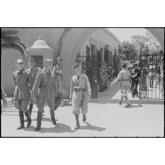 Forces italiennes stationnées à Kos.