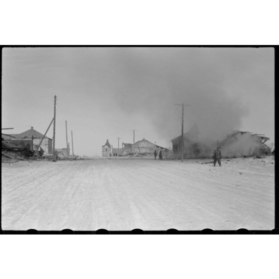 Dans le secteur de Sytschewka, lors de l'opération Büffelbewegung, la retraite allemande se poursuit.