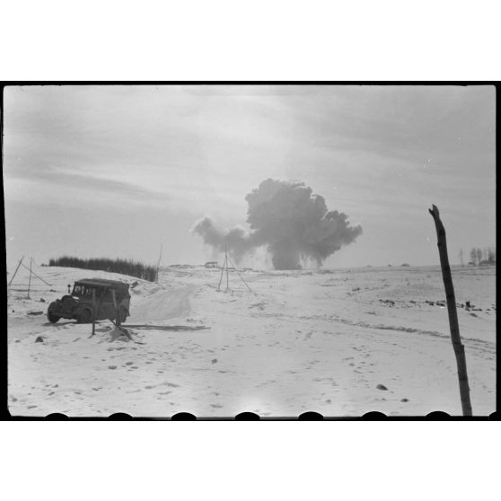 Dans le secteur de Sytschewka, lors de l'opération Büffelbewegung, la retraite allemande se poursuit.