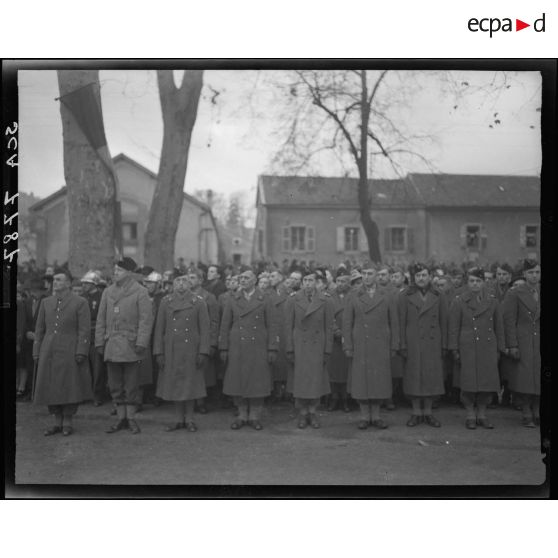 Officiers pendant le défilé des troupes de la 1re DB à Vesoul.