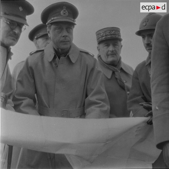 Le Duc de Windsor au front de Lorraine. [légende d'origine]