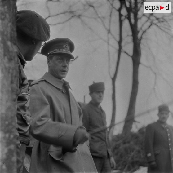 Le Duc de Windsor au front de Lorraine. [légende d'origine]