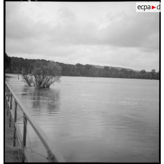 Plan général de la rivière Meuse en crue.