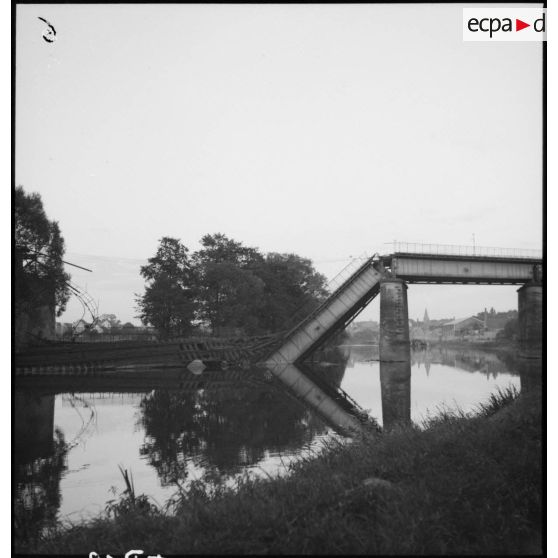 Plan général d'un pont détruit dans le secteur de la 4e armée.