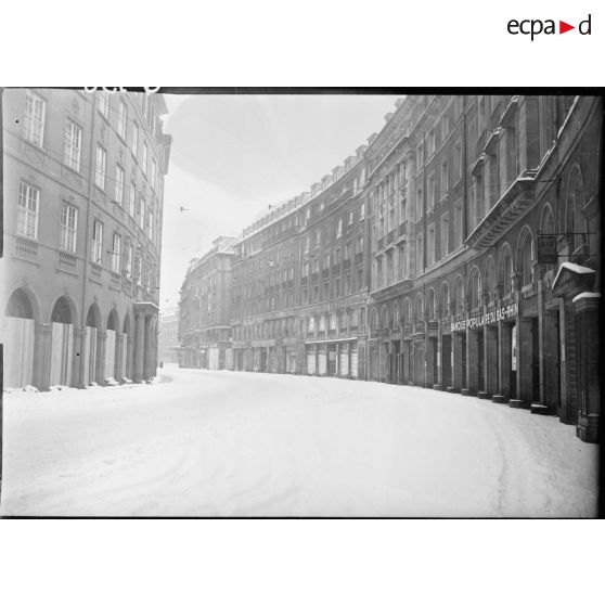 Une rue de Strasbourg enneigée.