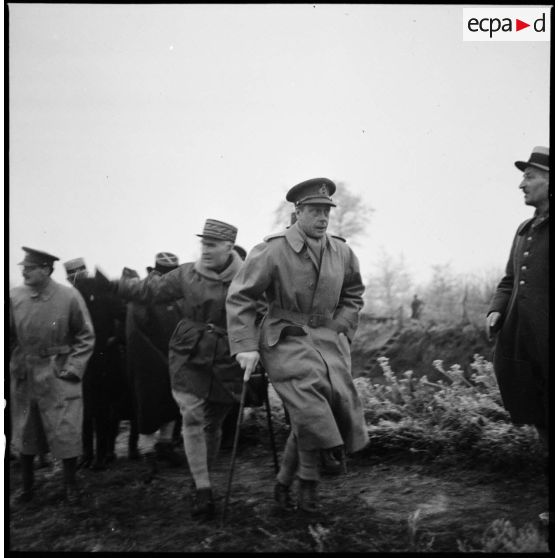 Visite du duc de Windsor dans le nord de la France.