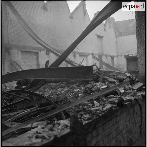 Des maisons en ruines.