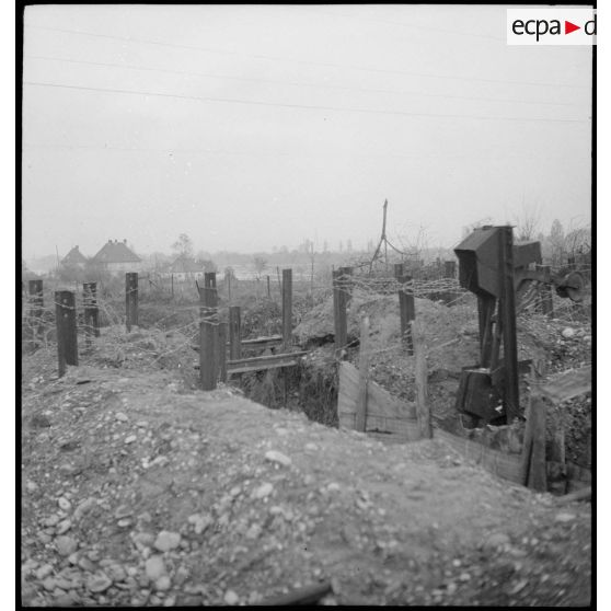 Tranchée de la Ligne Maginot.
