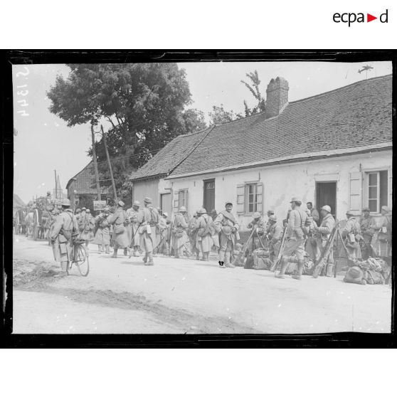 Cachy (Somme). Halte du 44e régiment d'infanterie coloniale. [légende d'origine]