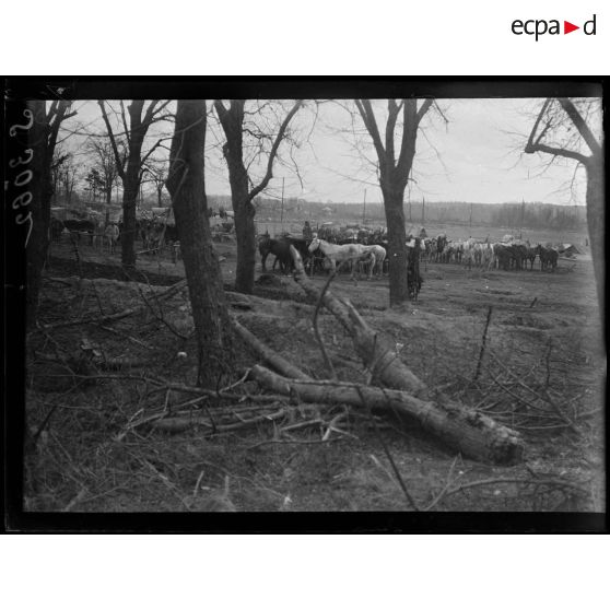 Saint-Paul (Aine). Camp d'un CVAD. [légende d'origine]