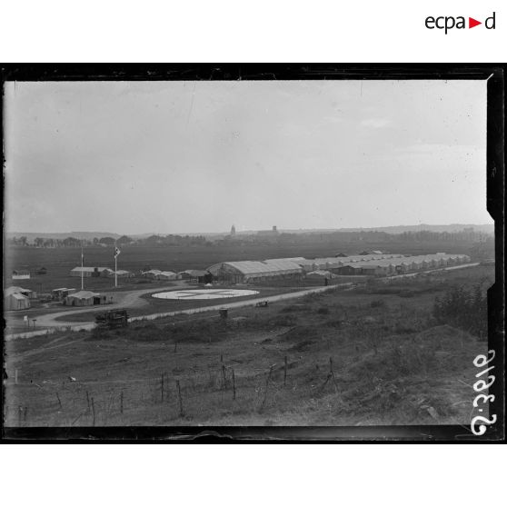 Crouy (Aisne). Le centre d'ambulances. [légende d'origine]