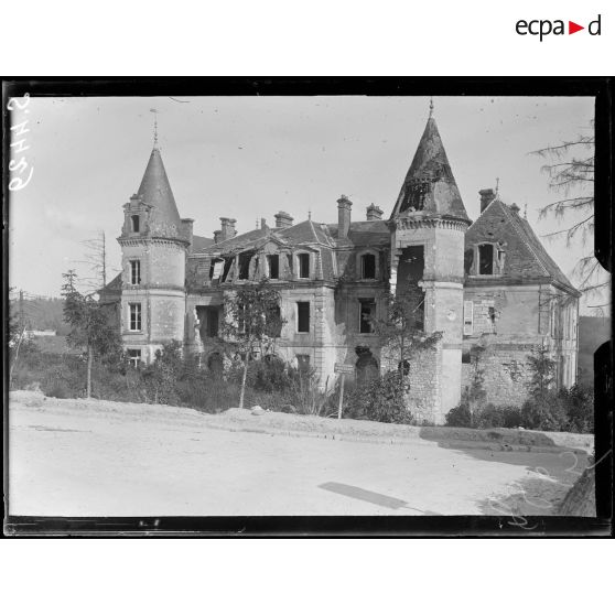 Verneuil-Courtonne (Aisne). Le château. [légende d'origine]