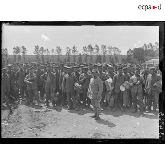 Germigny-l'Evêque (Seine-et-Marne). Les prisonniers. [légende d'origine]