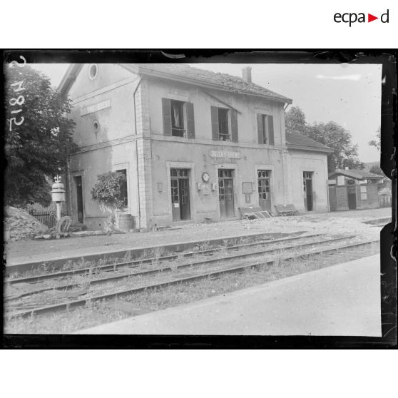 Oulchy-Breny (Aisne). La gare. [légende d'origine]
