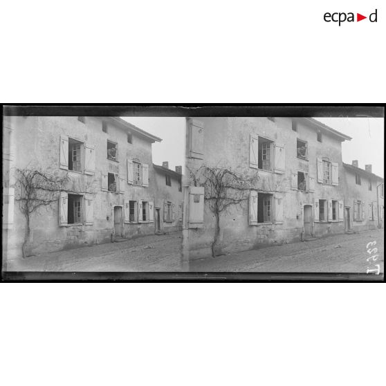 Sainte-Menehould. Jeux de soldats. Première partie. [légende d'origine]