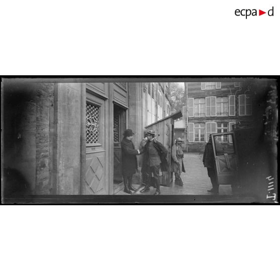 Sainte-Menehould. 19-2-16. Messieurs Pichon et Barthou. [légende d'origine]