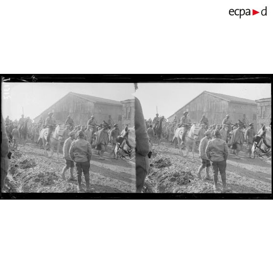 Dommartin la Planchette, Marne. Prisonniers allemands. [légende d'origine]