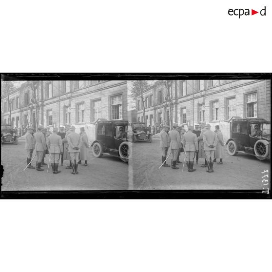 Le Général Joffre à Rarécourt. [légende d'origine]