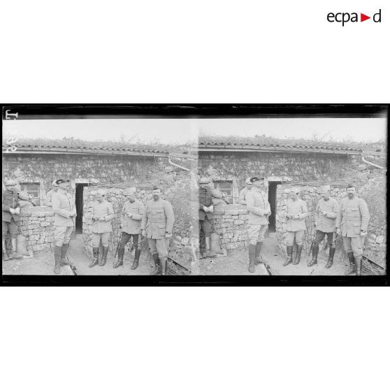 Avocourt. Pendant l'attaque du Bois Carré. Le poste de commandement du colonel de Reynies. [légende d'origine]