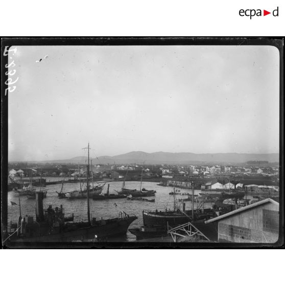 Salonique. Panorama (en 6 plaques). [légende d'origine]