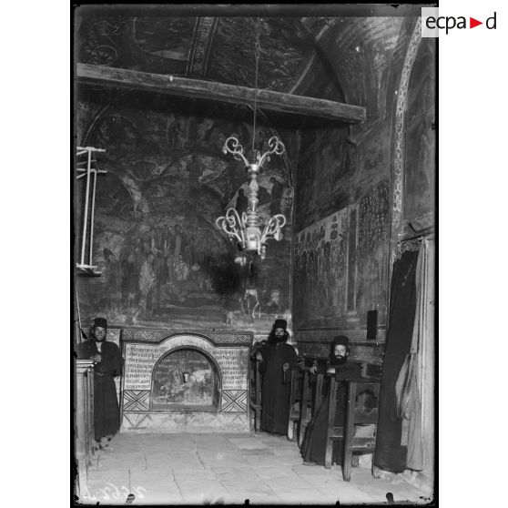 Mont Athos. Intérieur de l'église de Hargés. [légende d'origine]