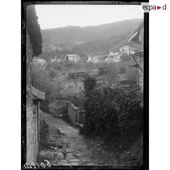 Karyès. Vue générale de la ville. [légende d'origine]