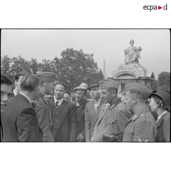 Premiers échanges avec l'occupant allemand.