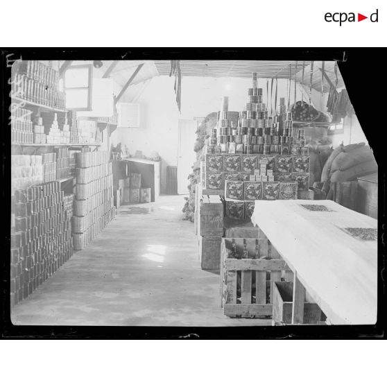 Zeitenlik. Hôpital temporaire n°6. Magasin de vivres. [légende d'origine]