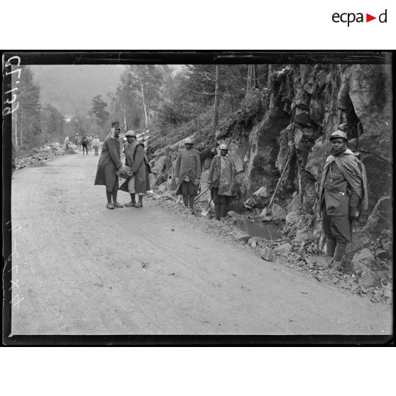 [Route d'Alfeld au Ballon d'Alsace. Construction d'une route.]