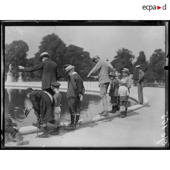 Petit bassin des Tuileries. [légende d'origine]