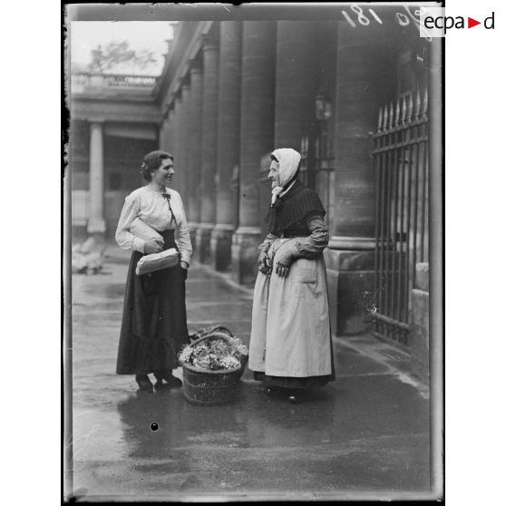 Palais Royal, retour au marché. [légende d'origine]